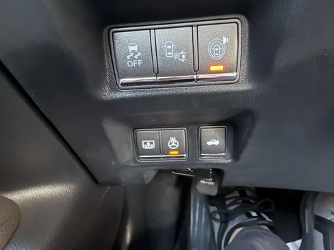 Used 2016 INFINITI Q70 L 3.7 w/ Deluxe Touring Package image 25