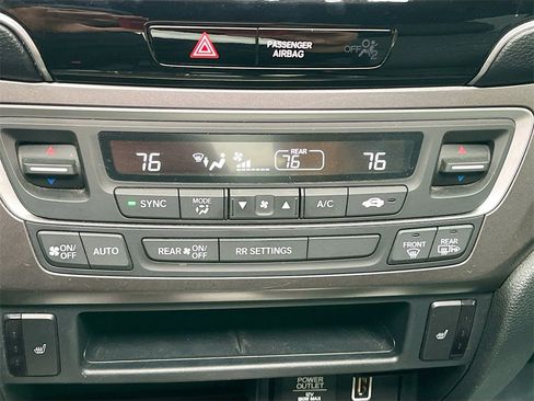 Used 2023 Honda Passport EX-L image 15