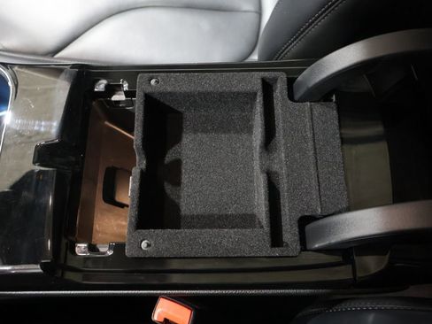 Used 2023 Lincoln Nautilus Reserve w/ Equipment Group 201A image 32