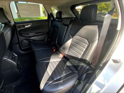 New 2023 Ford Edge SEL w/ Convenience Package image 10