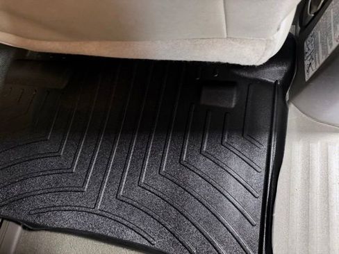 Used 2020 Toyota Sienna XLE FWD image 29