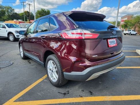 Used 2024 Ford Edge SEL w/ Convenience Package image 5