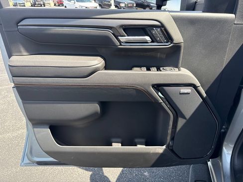 New 2026 GMC Sierra 2500 AT4 w/ AT4 Premium Plus Package AWD/4WD image 15