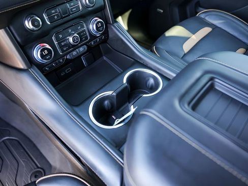 Used 2023 GMC Yukon AT4 w/ AT4 Premium Package image 22