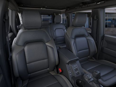 New 2025 Ford Bronco Outer Banks image 10