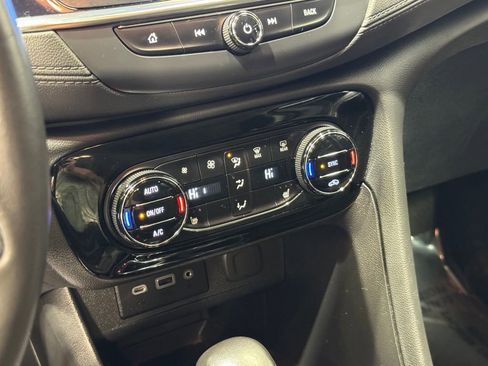 Used 2023 Buick Encore GX Select image 13