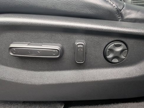 Used 2022 Honda CR-V EX-L image 18