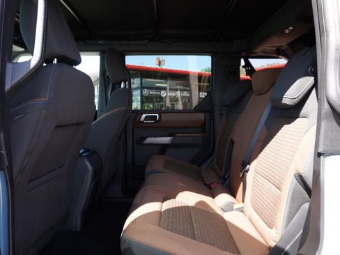 Used 2023 Ford Bronco Outer Banks AWD/4WD image 26