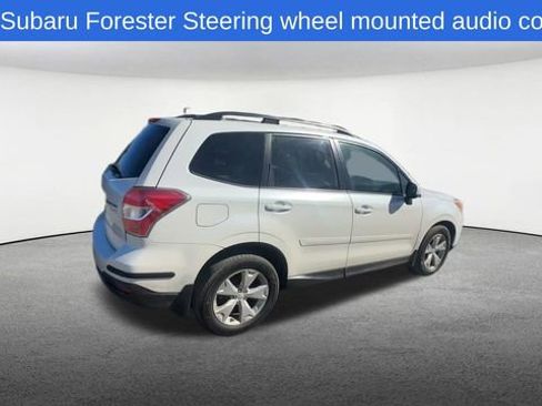 Used 2015 Subaru Forester 2.5i Premium w/ All-Weather Package AWD/4WD image 9