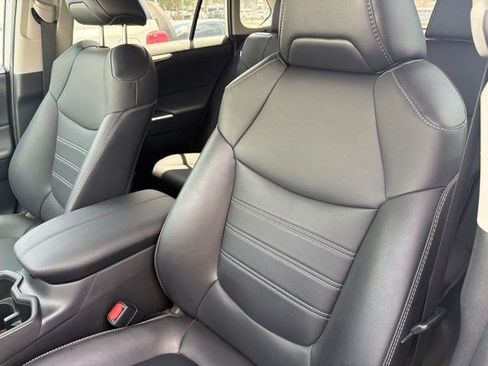 Used 2023 Toyota RAV4 XLE Premium FWD image 18