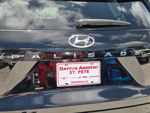 Used 2020 Hyundai Palisade SEL FWD image 10