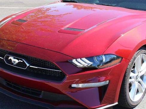 Used 2018 Ford Mustang Premium w/ Pony Package RWD image 20