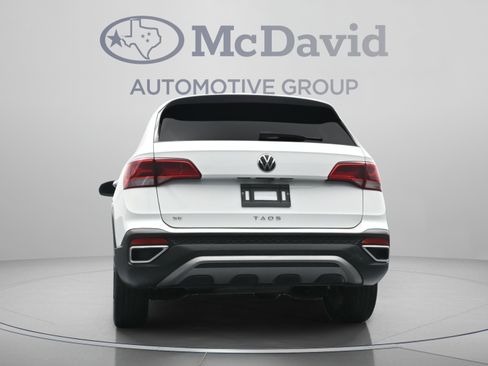 Used 2023 Volkswagen Taos SE FWD image 29