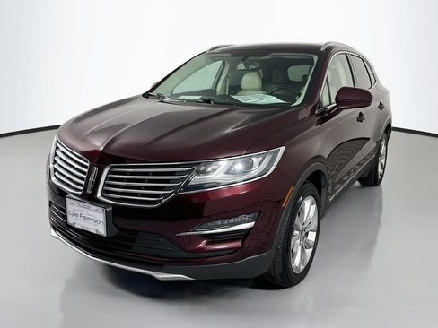 Used 2017 Lincoln MKC Select w/ Select Plus Package AWD/4WD image 1