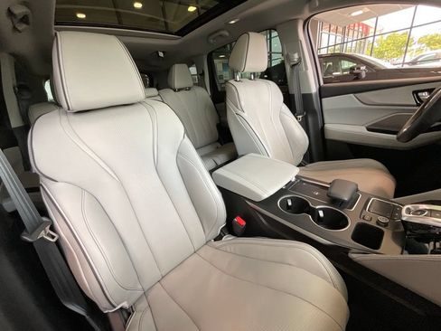 Used 2024 Acura MDX SH-AWD w/ Advance Package image 21