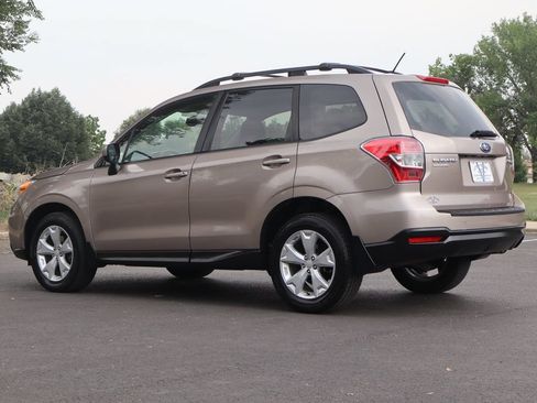 Used 2015 Subaru Forester 2.5i Premium w/ All-Weather Package AWD/4WD image 7