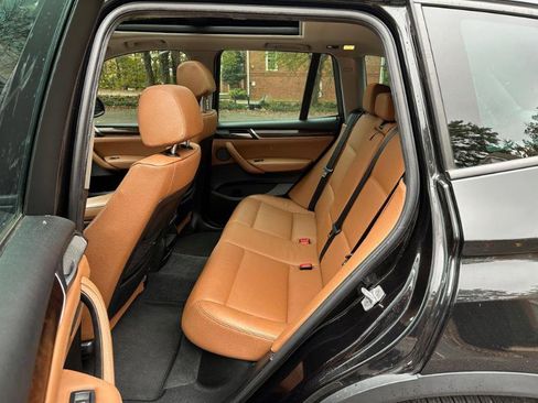 Used 2017 BMW X3 xDrive28i image 19