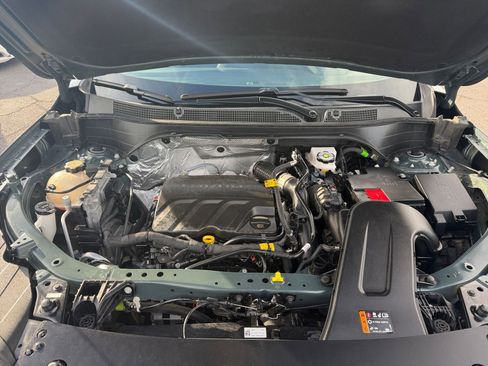 Used 2025 Chevrolet Trax LT image 30