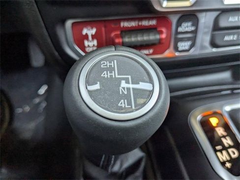 New 2025 Jeep Gladiator Rubicon w/ Safety Group image 29