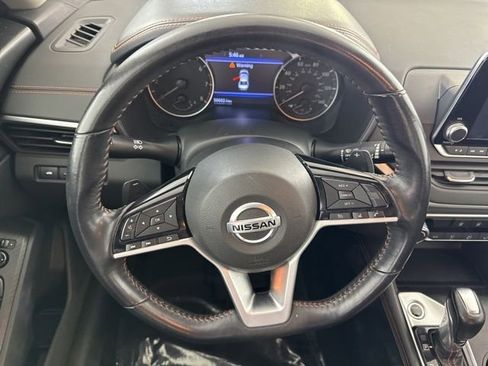 Certified 2021 Nissan Altima 2.5 SR FWD image 16