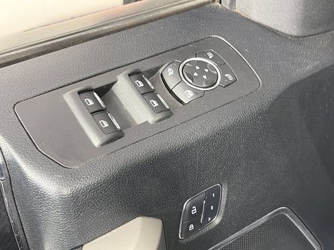 Used 2018 Ford F150 Lariat AWD/4WD image 26