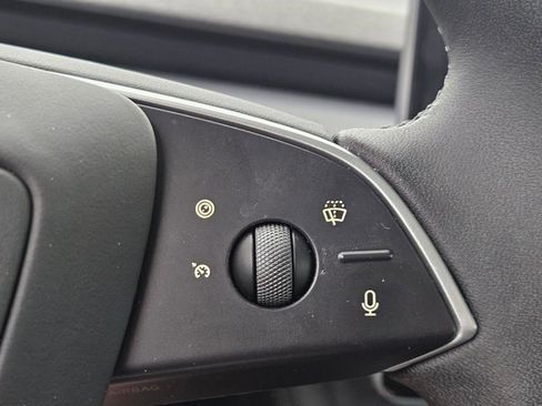 Used 2025 Tesla Model 3 RWD image 7