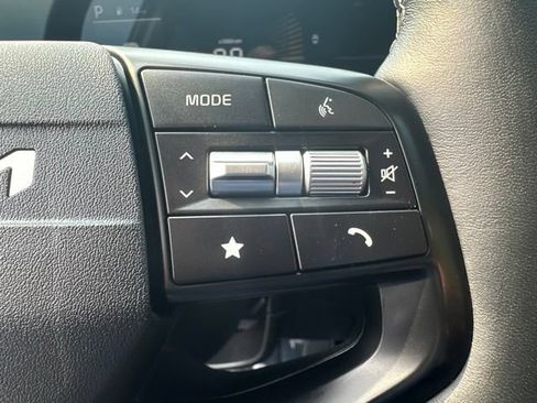 Used 2026 Kia Sportage LX w/ LX Convenience Package FWD image 16