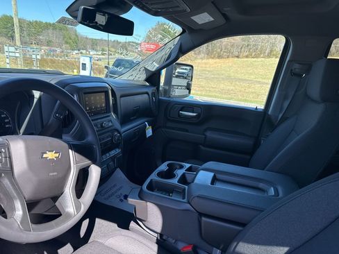 New 2026 Chevrolet Silverado 2500 Custom w/ Custom Value Package image 13