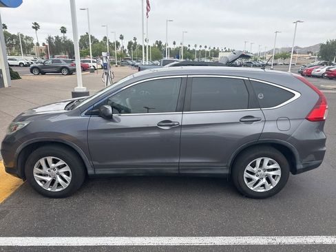 Used 2016 Honda CR-V EX image 2