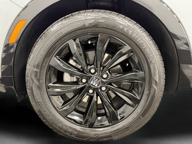 Used 2025 Buick Envista Sport Touring w/ Convenience I Package FWD image 10