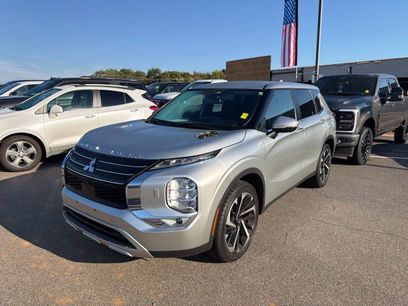 Used 2023 Mitsubishi Outlander SE