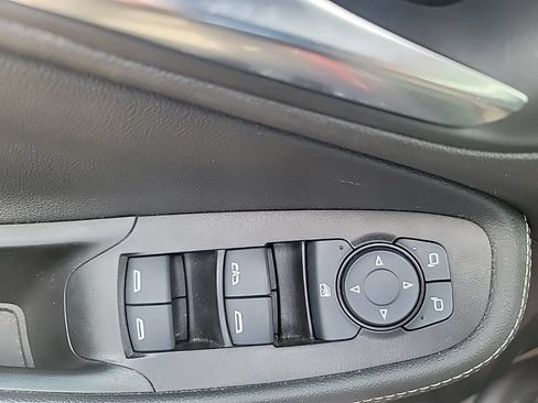 Used 2024 Buick Encore GX Preferred w/ Comfort Package FWD image 12