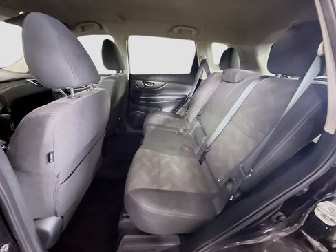 Used 2016 Nissan Rogue SV w/ SV Premium Package image 25