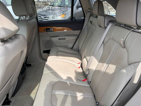 Used 2013 Lincoln MKX AWD image 25