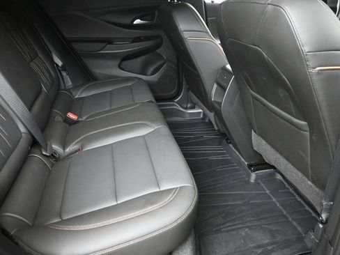 Used 2025 Buick Envista Avenir image 8