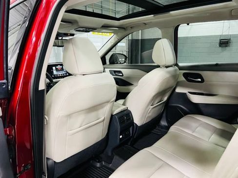 Used 2022 Nissan Rogue SL w/ SL Premium Package FWD image 25