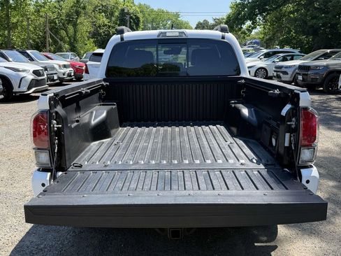 Used 2019 Toyota Tacoma TRD Pro AWD/4WD image 11