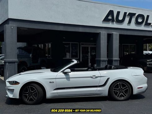 Used 2022 Ford Mustang GT Premium RWD image 2