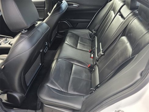 Used 2023 Alfa Romeo Giulia Ti image 14