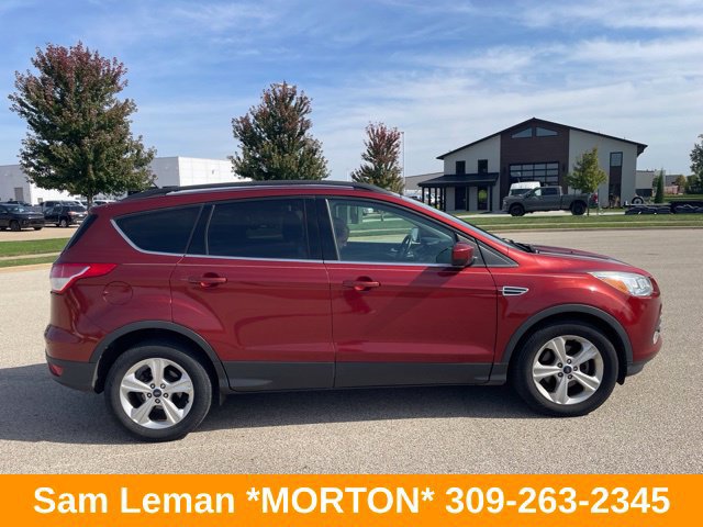 Used 2016 Ford Escape SE w/ SE Leather Comfort Package FWD image 2
