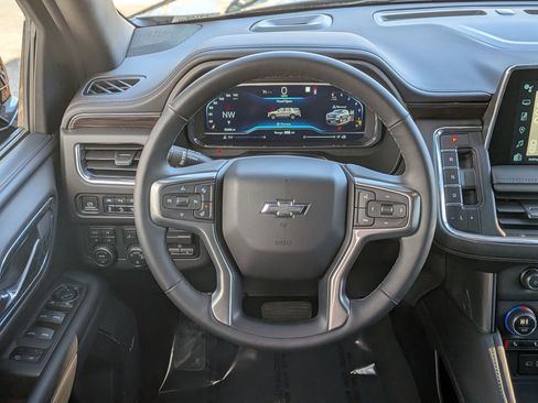 Used 2023 Chevrolet Tahoe Z71 w/ Z71 Off-Road Package image 20