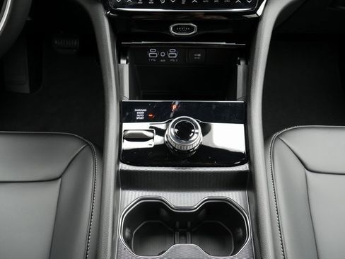 New 2026 Jeep Grand Cherokee Limited image 18