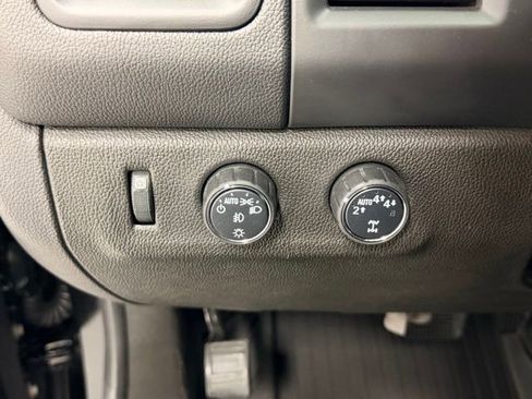 Certified 2022 Chevrolet Colorado LT w/ LT Convenience Package image 17