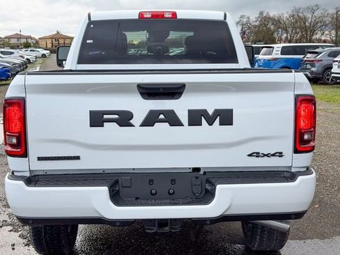 New 2026 RAM 2500 Big Horn AWD/4WD image 11