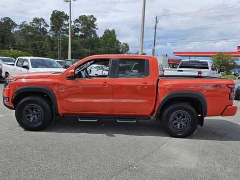 New 2026 Nissan Frontier PRO-4X w/ Pro-4x Convenience Package image 2