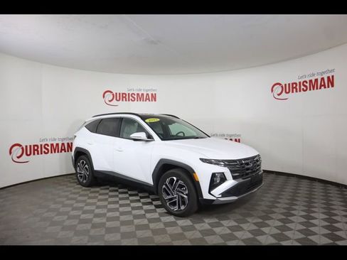 Used 2025 Hyundai Tucson Limited AWD/4WD image 12