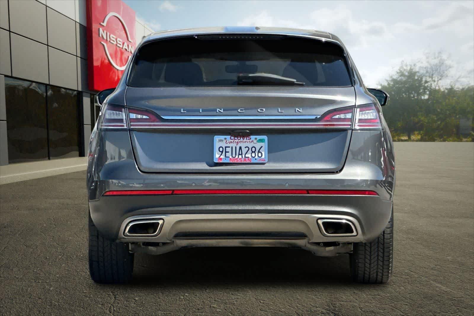 Used 2022 Lincoln Nautilus FWD w/ Premium Package image 8