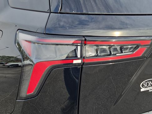 New 2026 Chevrolet Equinox LT w/ Midnight Edition image 16