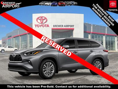 New 2026 Toyota Highlander Platinum