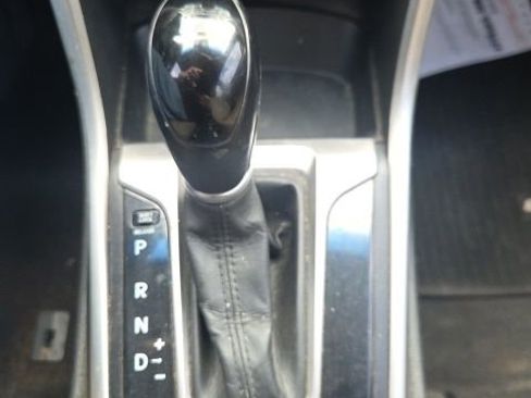 Used 2013 Hyundai Elantra GT w/ Touch & Go Pkg FWD image 24